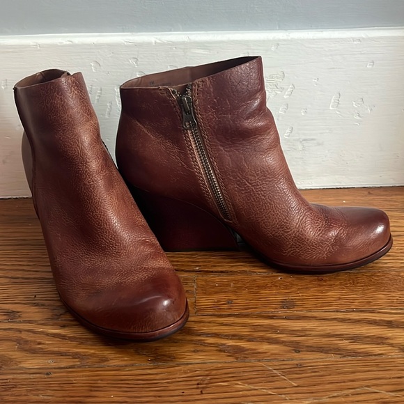 Kork Ease Natalya Cognac Brown Leather Wedge Booties - Picture 3 of 15